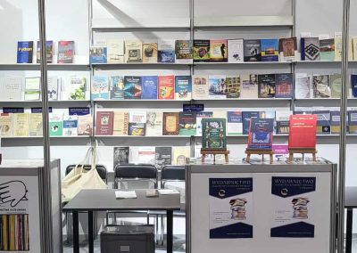 Stoisko Wydawnictwa UKW na 28. Międzynarodowych targach Książki w Krakowie